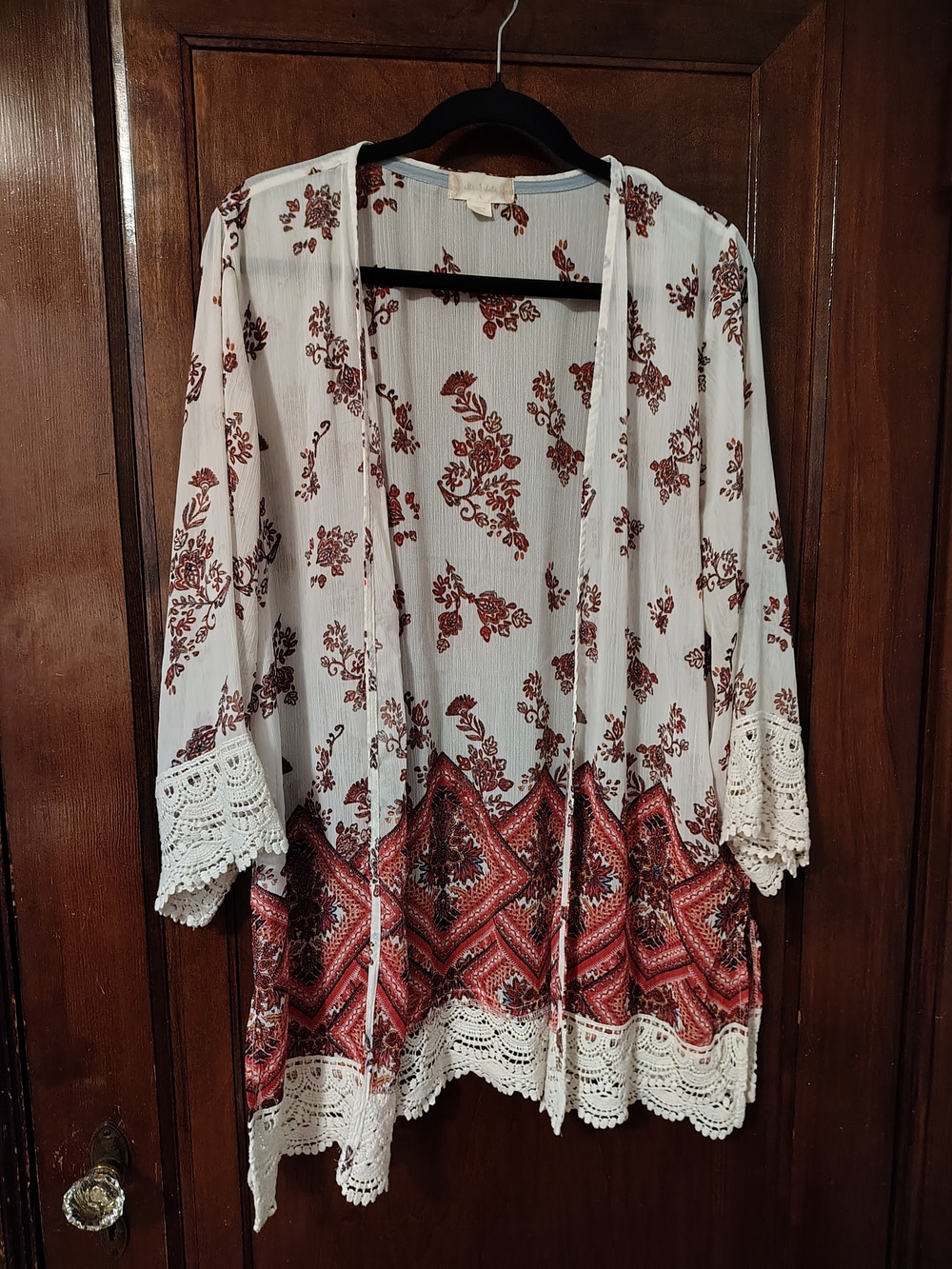 Altar'd State White Kimono Cover-up with Rust Floral Accents Sz L